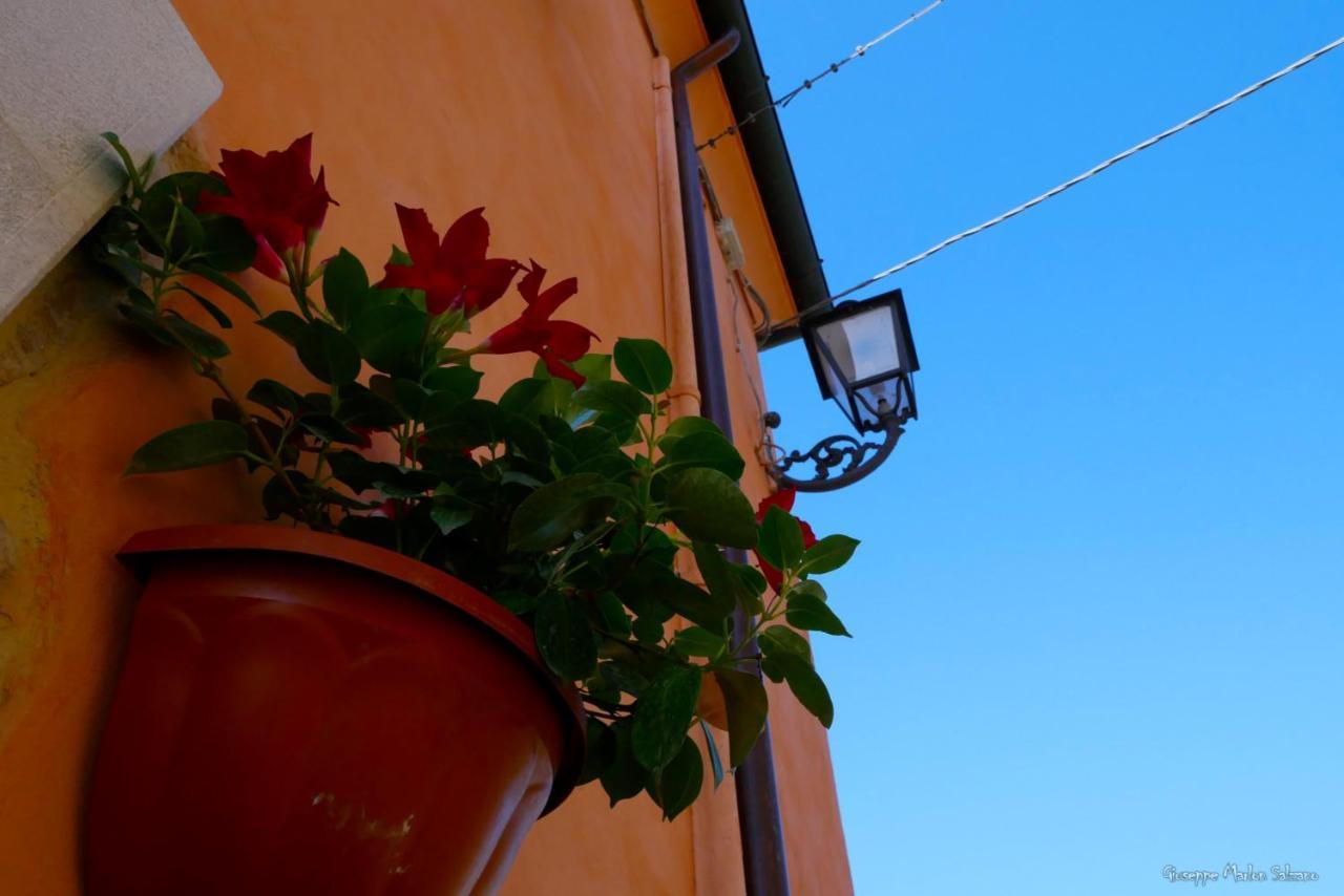 B&B Al Teatro Romano Benevento Exterior photo